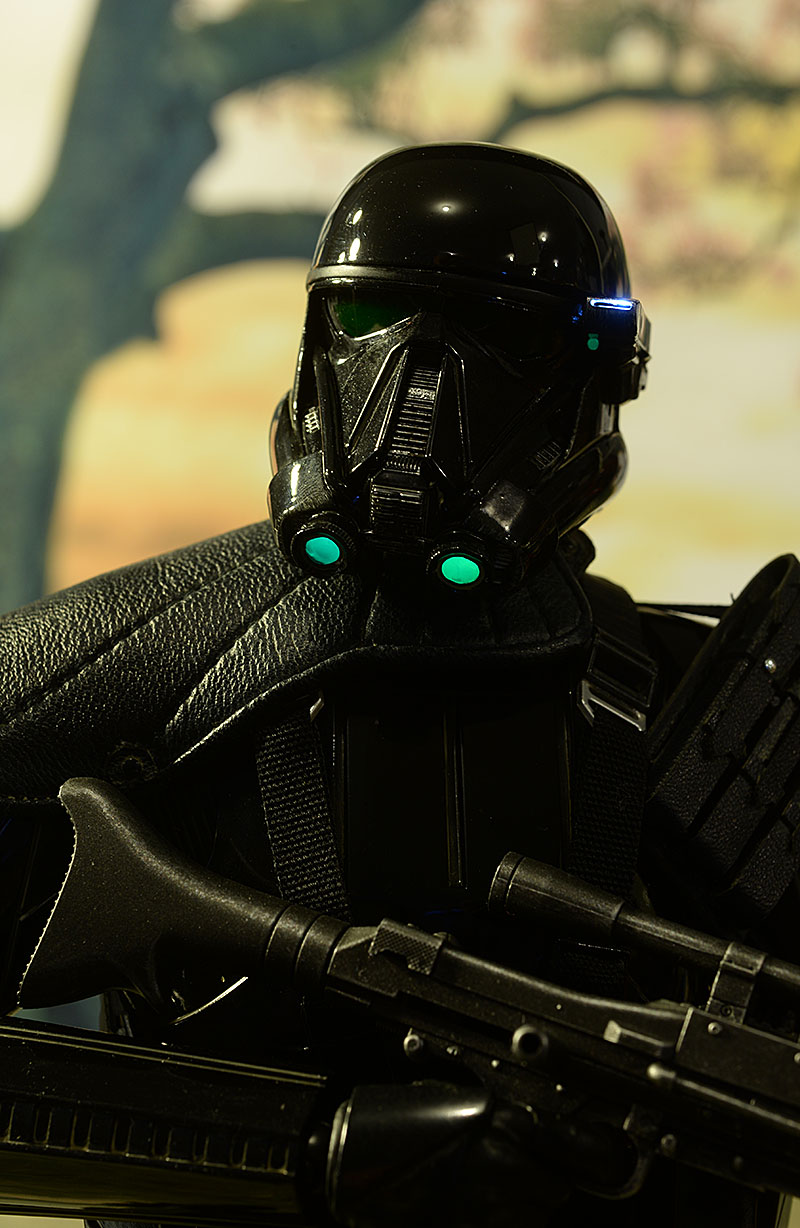 Death Trooper Specialist Deluxe Star Wars sixth scale figure by Hot Toys