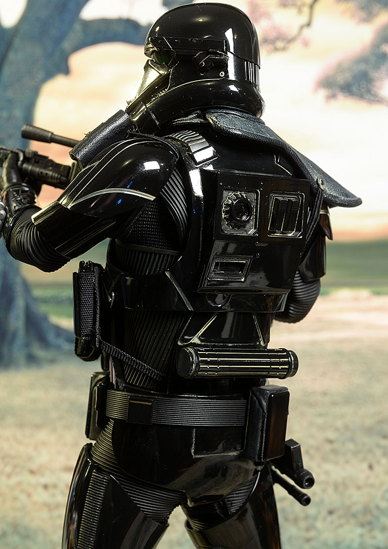 Death Trooper Specialist Deluxe Star Wars sixth scale figure by Hot Toys