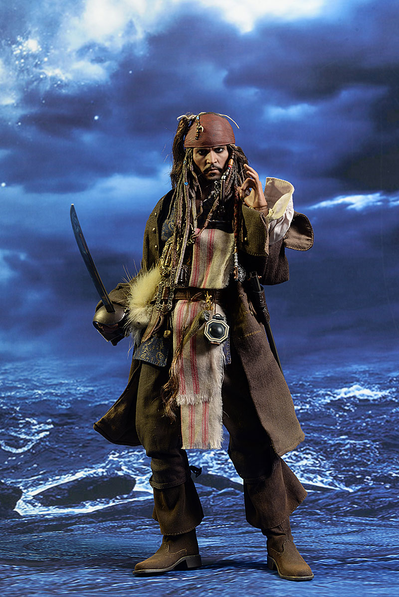 Jack Sparrow Pirates Dead Men Tell No Tales sixth scale action figure by Hot Toys