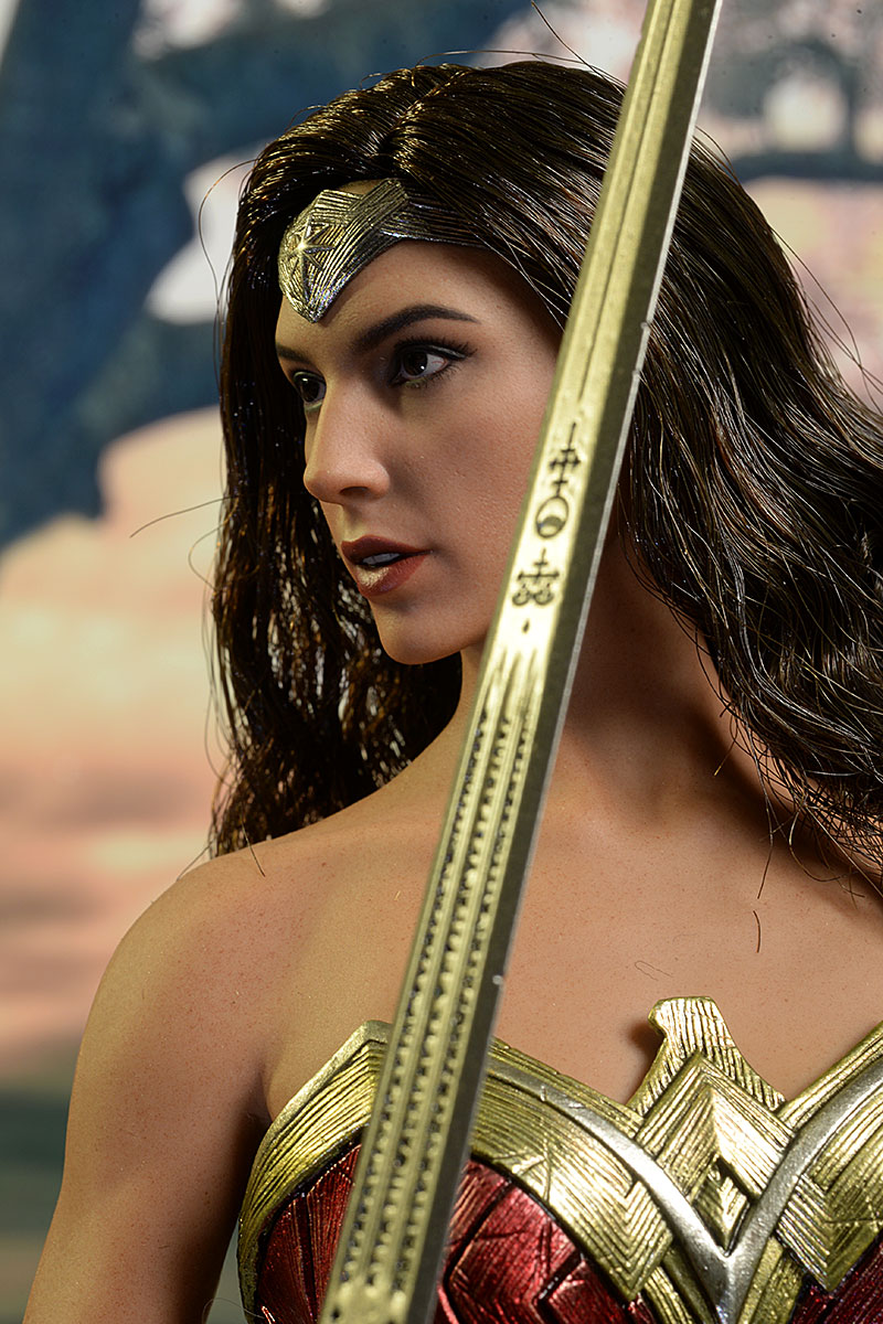 Wonder Woman Batman V Superman sixth scale action figure by Hot Toys