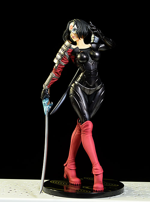 Katana DC Bishoujo statue by Kotobukiya