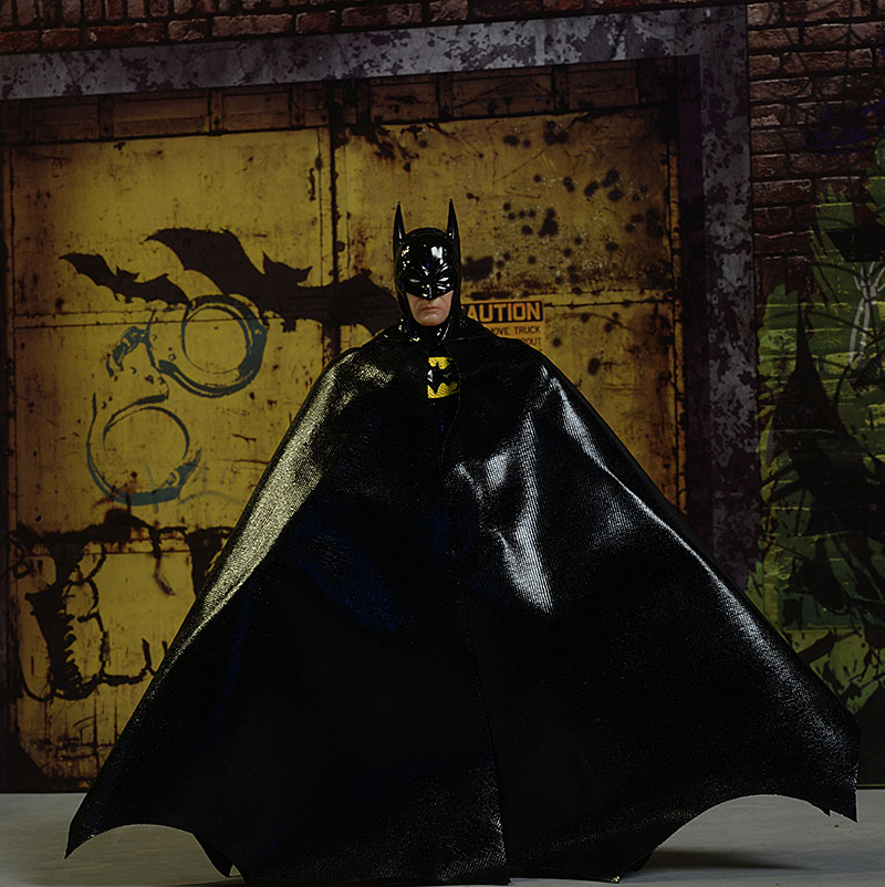 Batman Sovereign Knight Onyx One:12 Collective action figure by mezco