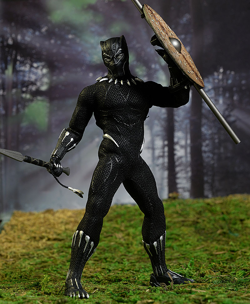 Black Panther One:12 Collective action figure by Mezco