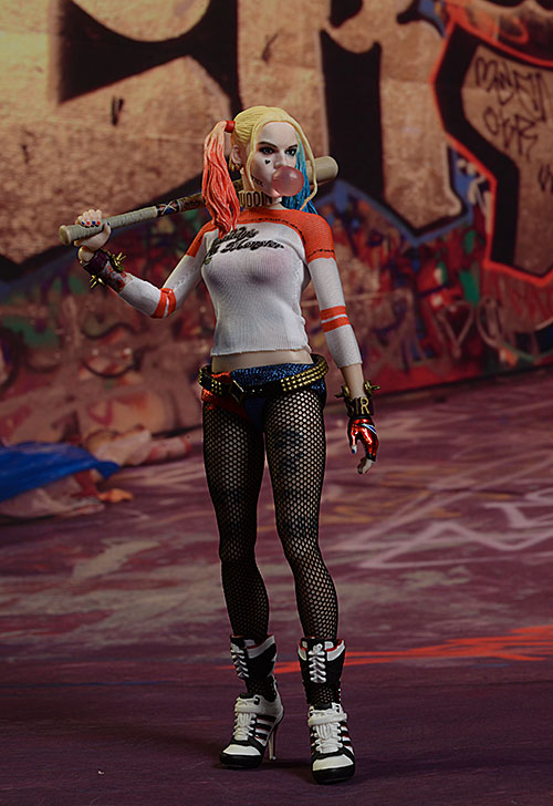 ?Harley Quinn Suicide Squad One:12 Collective action figure by Mezco