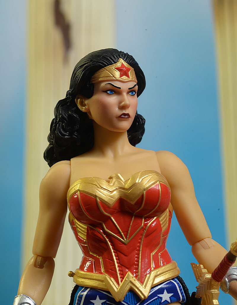 Wonder Woman Classic One:12 Collective action figure by Mezco