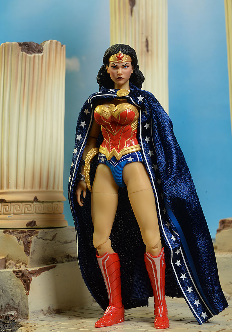 Wonder Woman Classic One:12 Collective action figure by Mezco