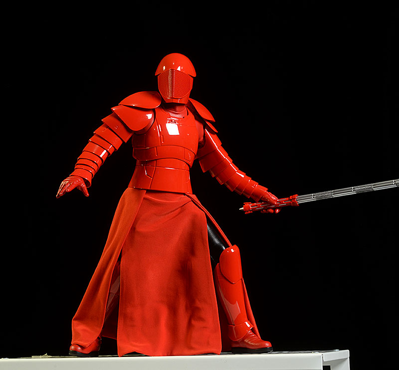 Praetorian Guard Heavy Blade Star Wars action figure by Hot Toys