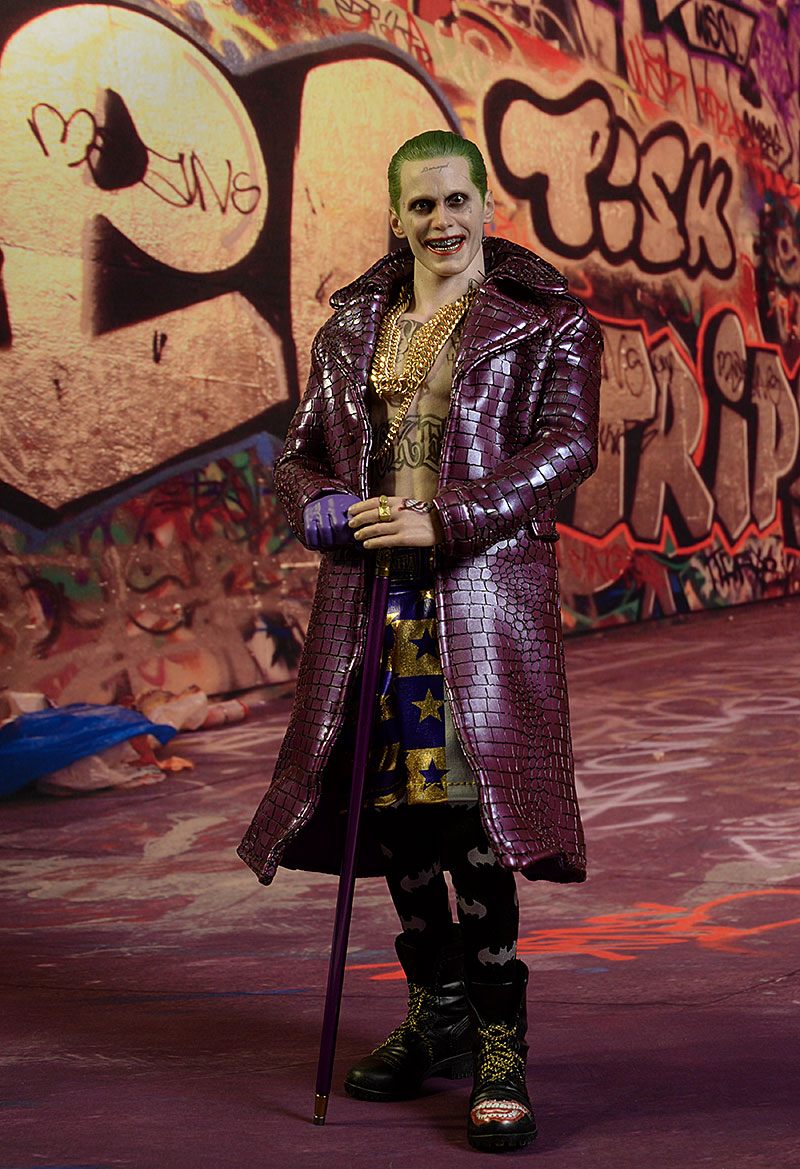 Suicide Squad Joker Purple Coat Deluxe action figure by Hot Toys