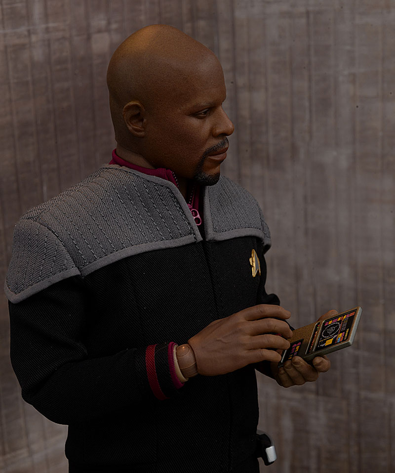 Captain Sisko Star Trek Deep Space Nine sixth scale action figure by EXO-6