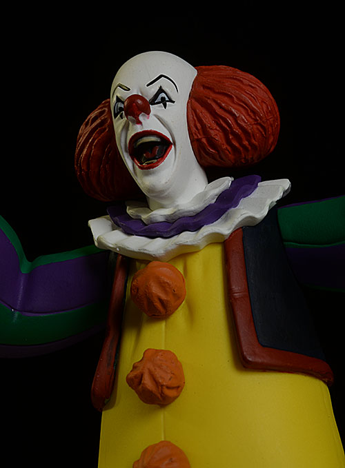 IT Pennywise Toony Terror action figure by NECA