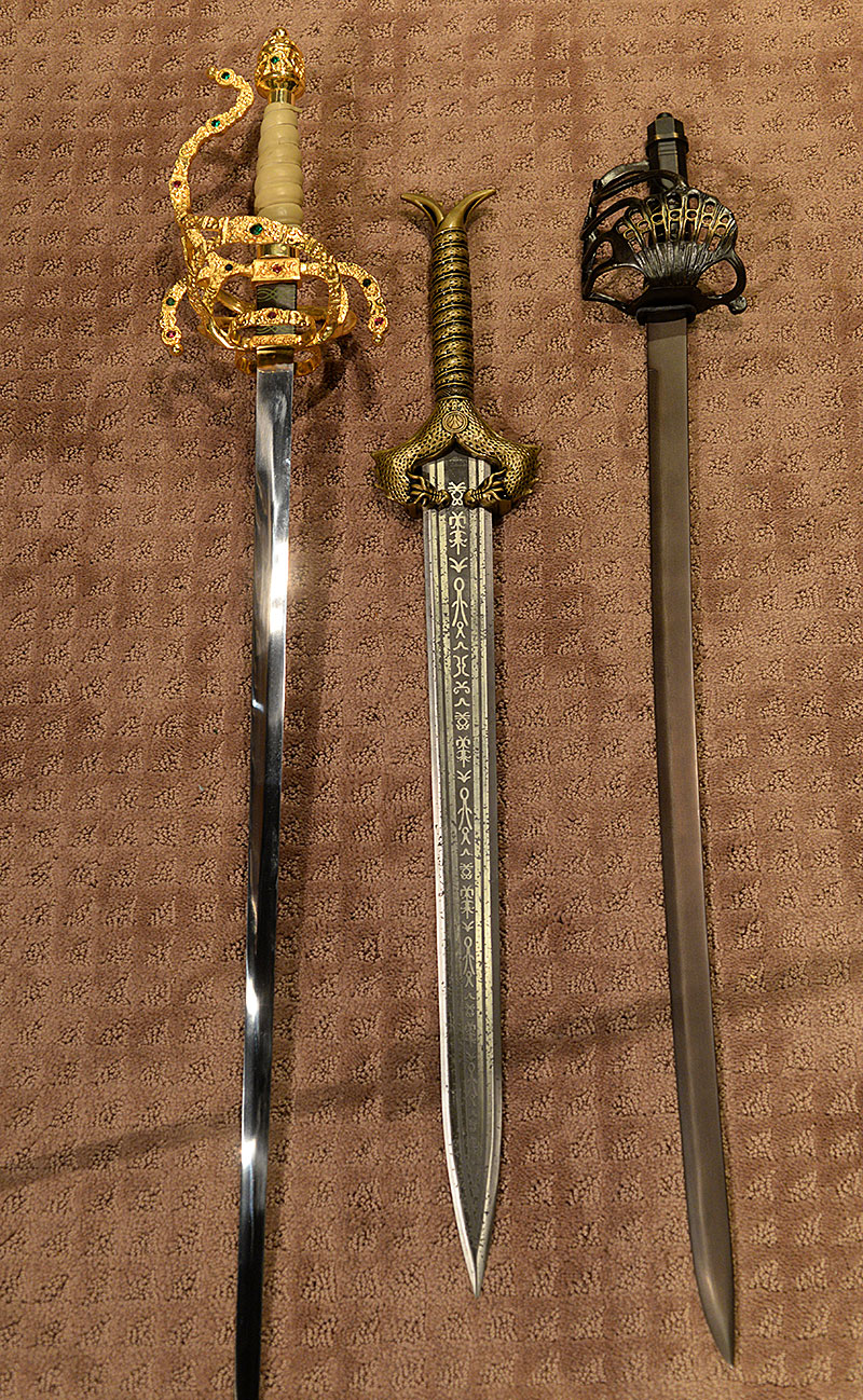 God Killer Wonder Woman sword prop replica by Factory Entertainment