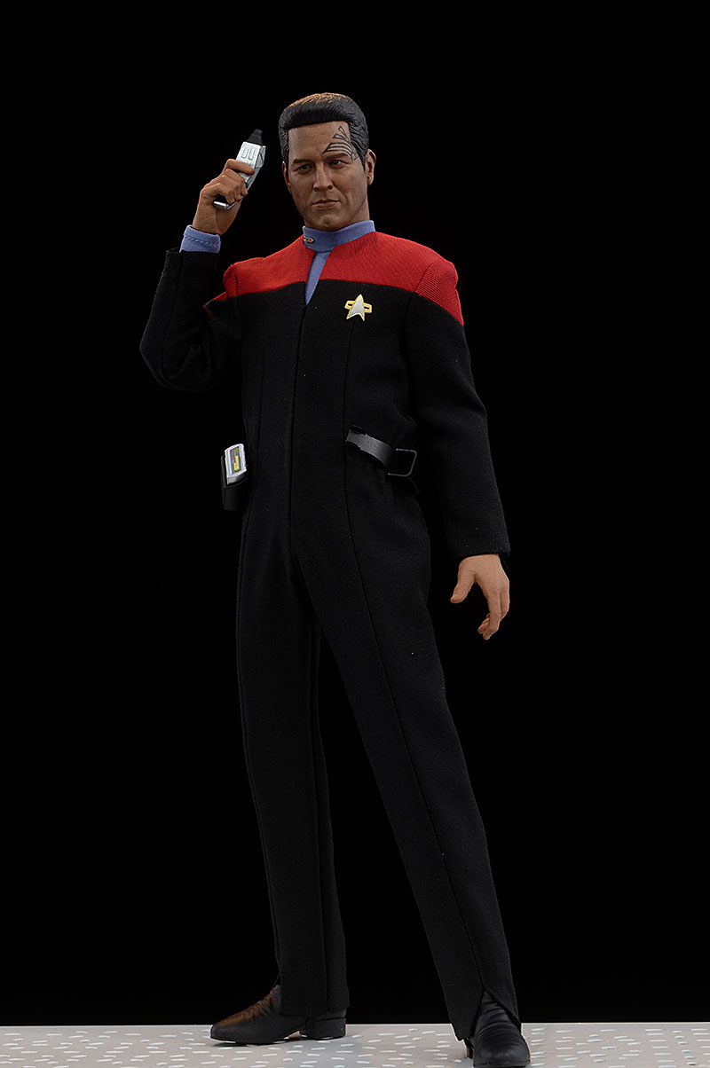 Chakotay Star Trek Voyager sixth scale action figure by EXO-6